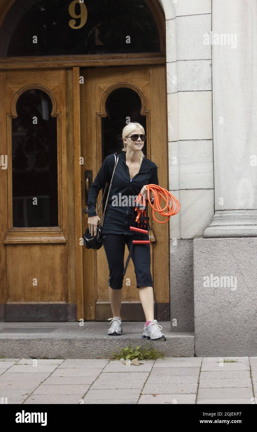 Elin Woods, wife of golfer Tiger Woods, is seen outside the couple's home in central Stockholm, Sweden, on 22nd July 2009 Stock Photo