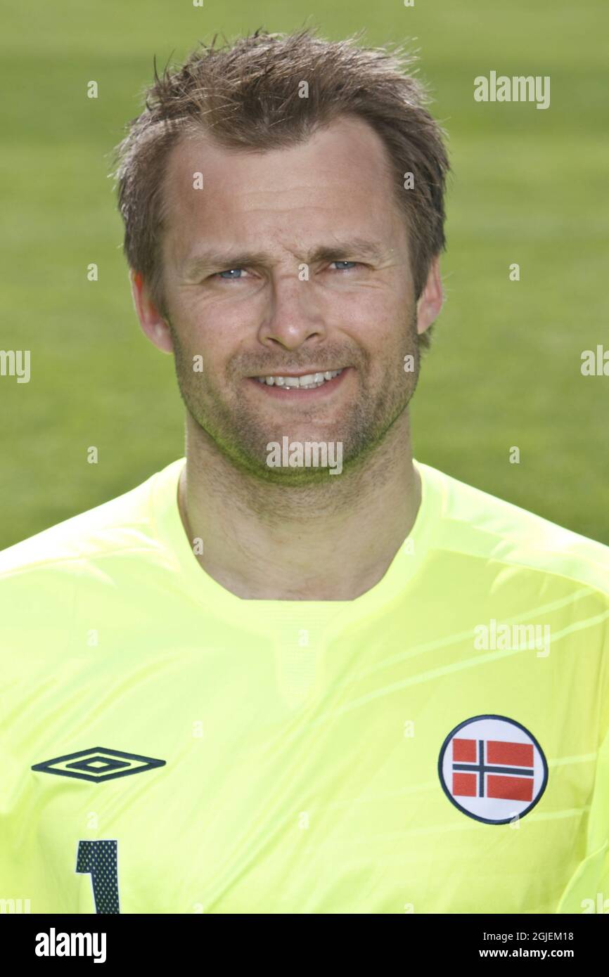 Jon knudsen hires stock photography and images Alamy