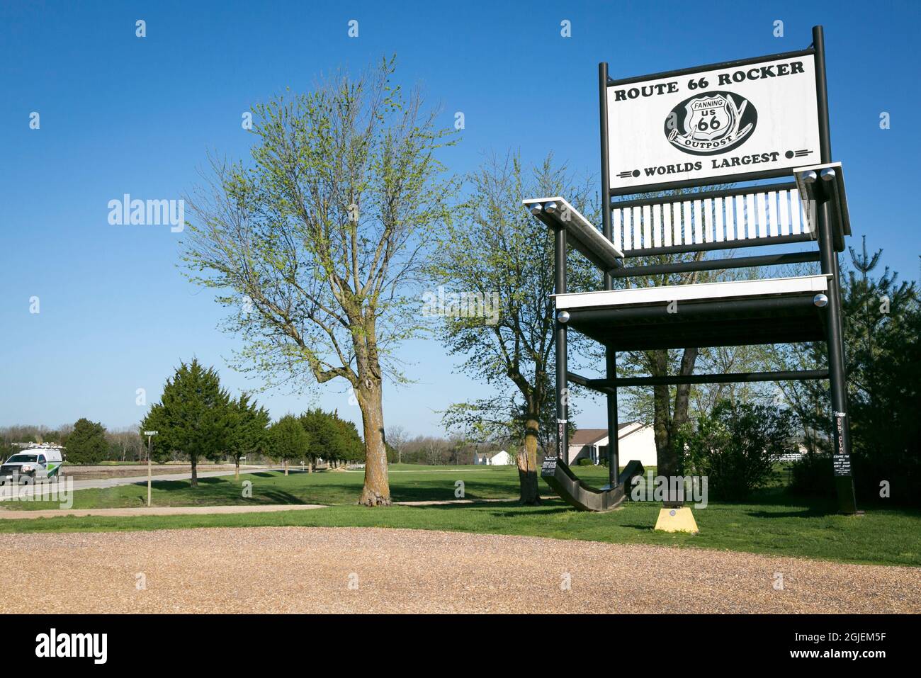 Fanning, Missouri, USA. Route 66 Worlds largest rocking chair Stock Photo Alamy