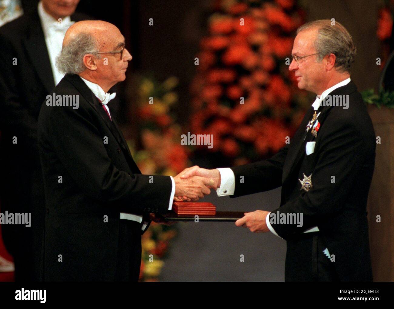 Nobel Prize winner in literature, Jose Saramago receiving the prize from  king Carl XVI Gustaf of Sweden at the Nobel Prize ceremony in the concert  hall in Stockholm Sweden Stock Photo -