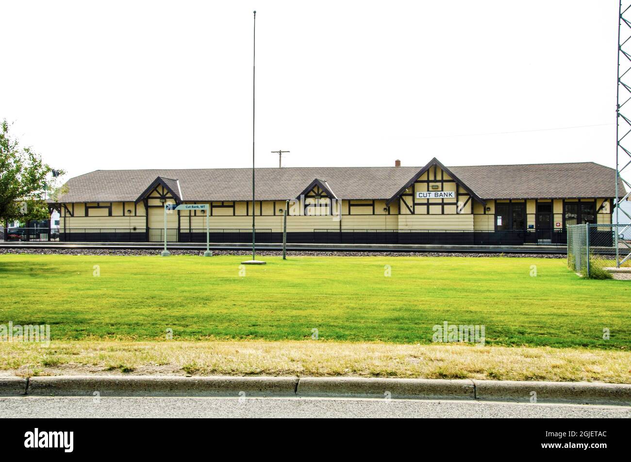 USA, Montana, Cut Bank, Amtrak (Great Northern) depot Stock Photo Alamy