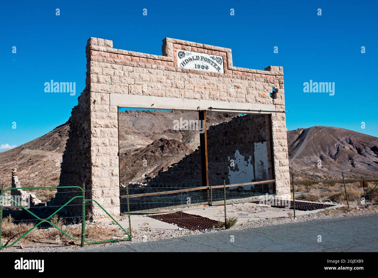 Ld building hires stock photography and images Alamy