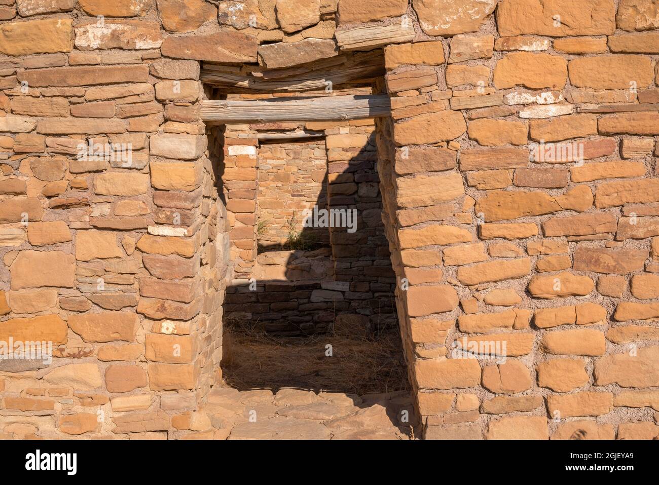 USA, New Mexico. Chaco Culture National Historic Park, Multiple doorways at Pueblo Bonito, a dwelling or Great House occupied from AD 850 to 1150. Stock Photo