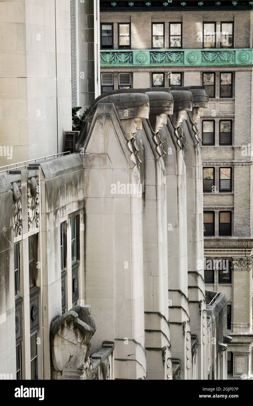 Art Deco detail, New York City building Stock Photo Alamy