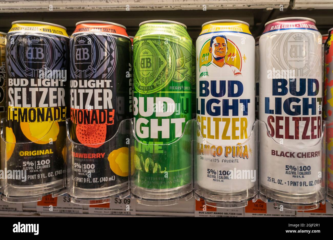 Ab inbev usa hires stock photography and images Alamy