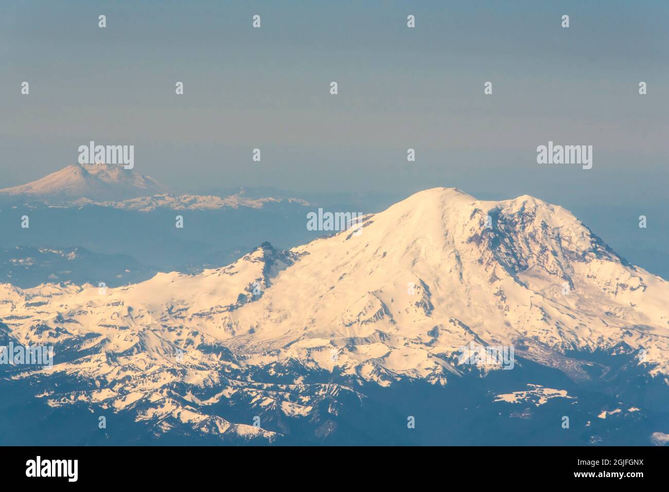 Mount rainier mount st helens hi-res stock photography and images - Alamy