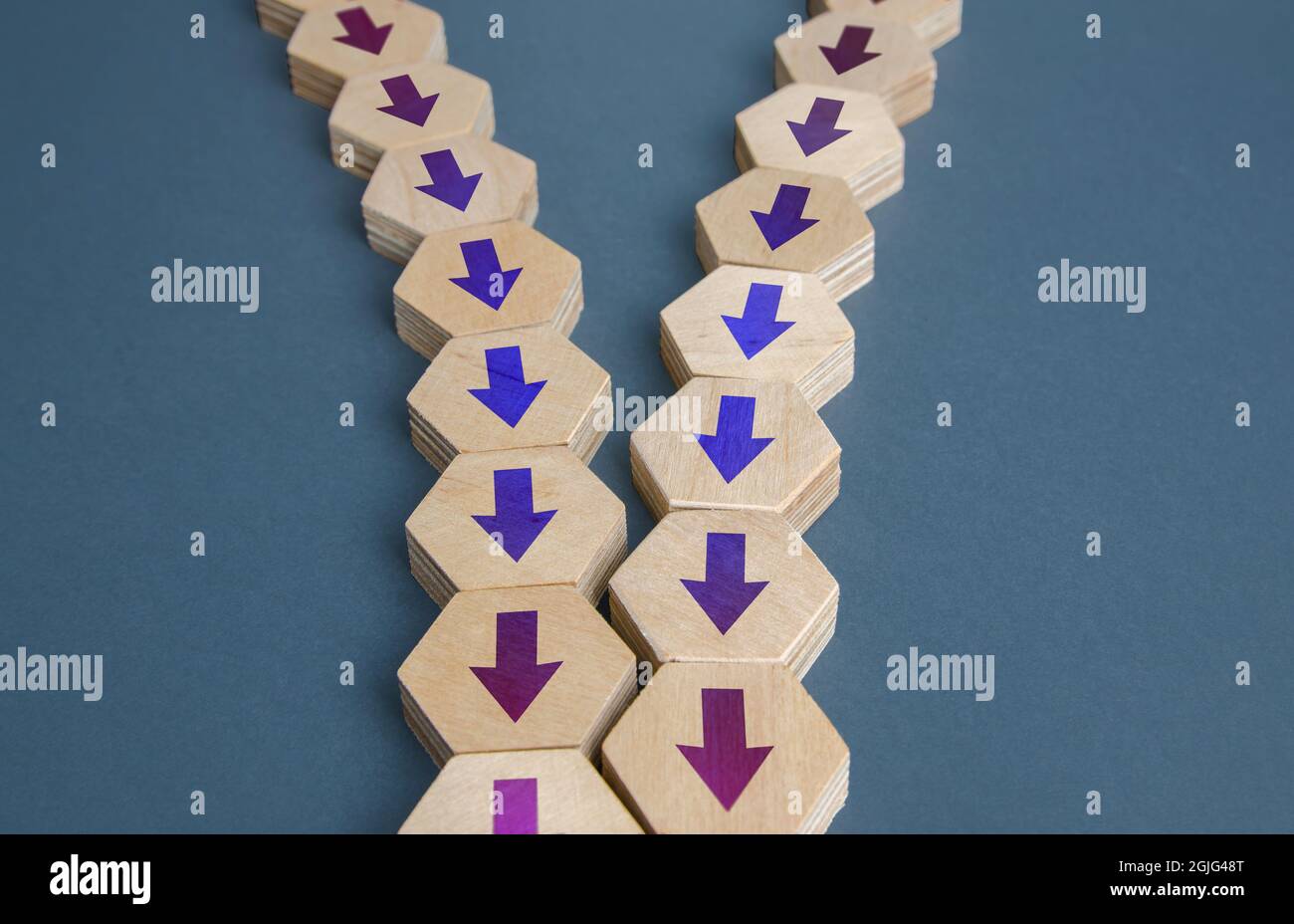 Arrow chains reunited into one. Integration acquisition. Consolidation, cooperation, organization. Merge. Pooling efforts, concentration resources. Sy Stock Photo