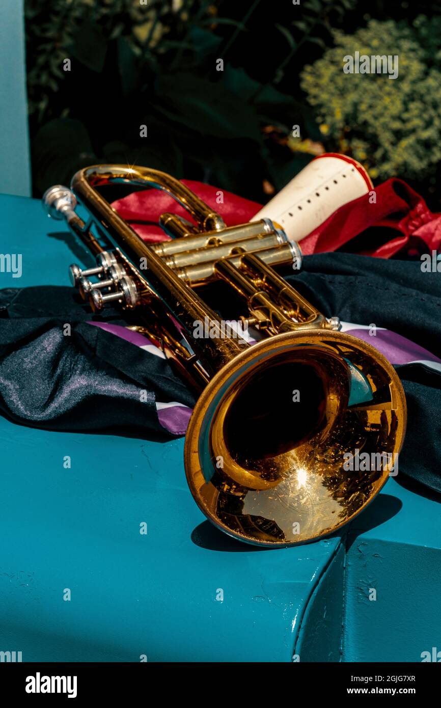Muted trumpet jazz deals