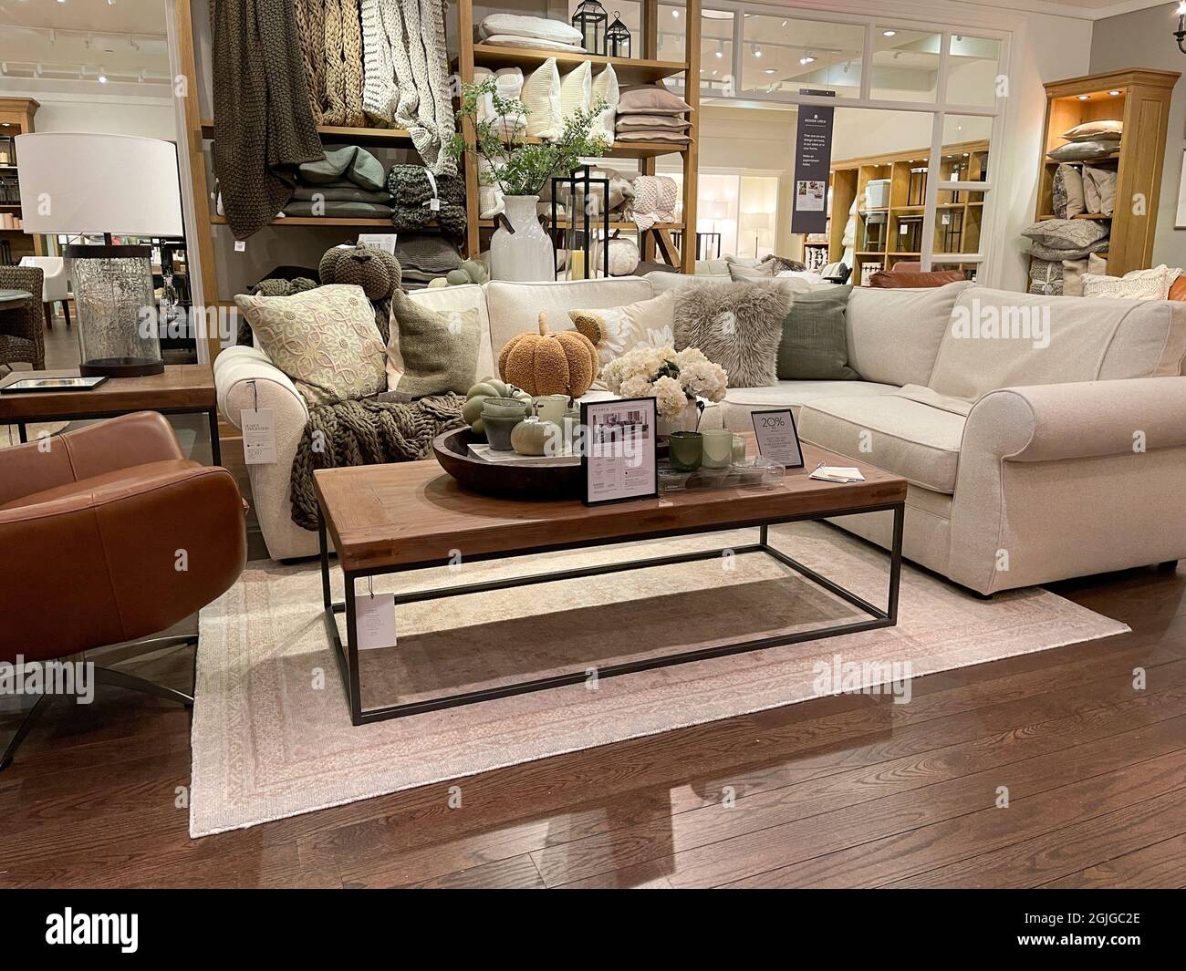 Pottery Barn Home Decor and Accessories Store, NYC Stock Photo - Alamy