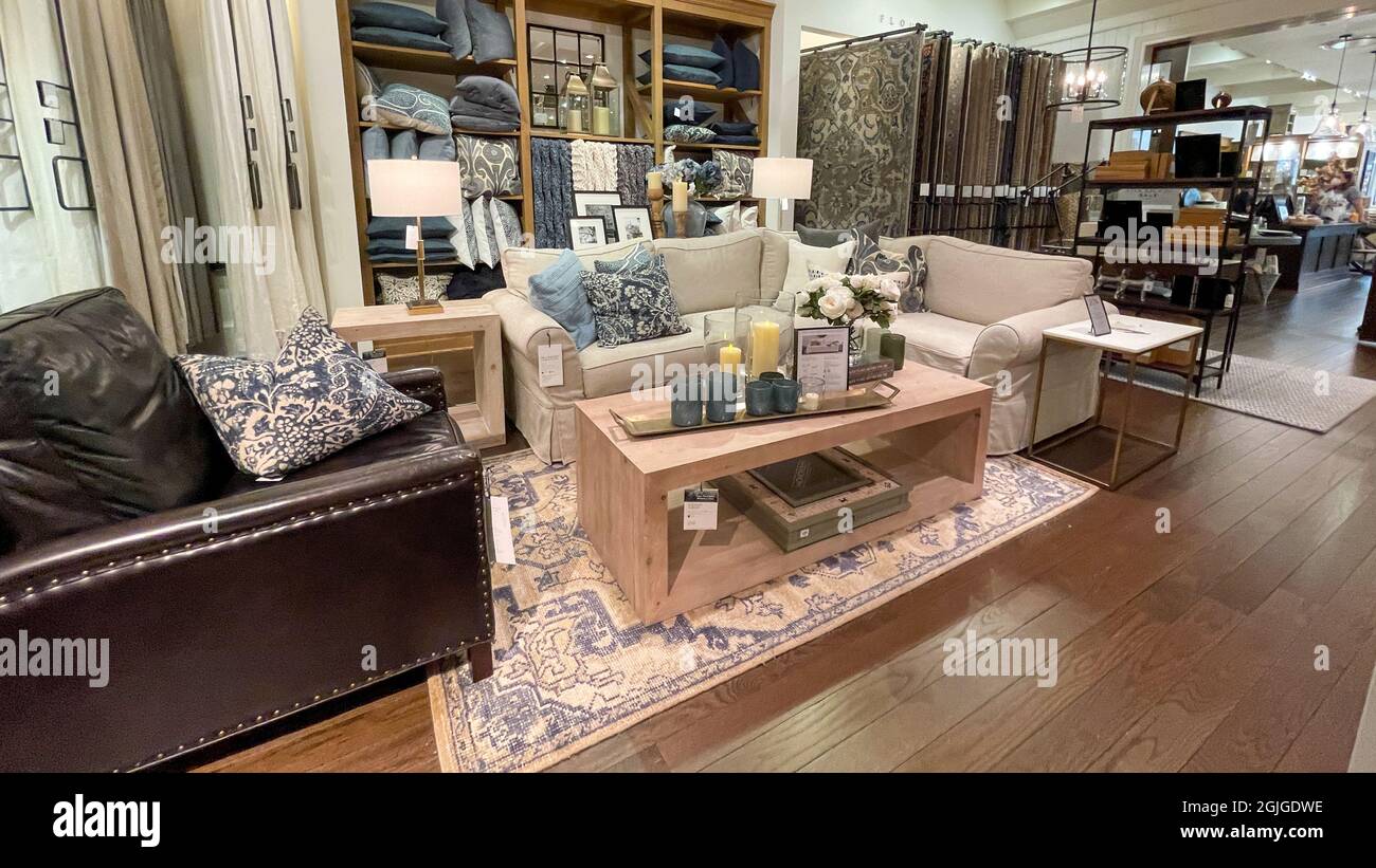 Potterybarn High Resolution Stock Photography and Images - Alamy