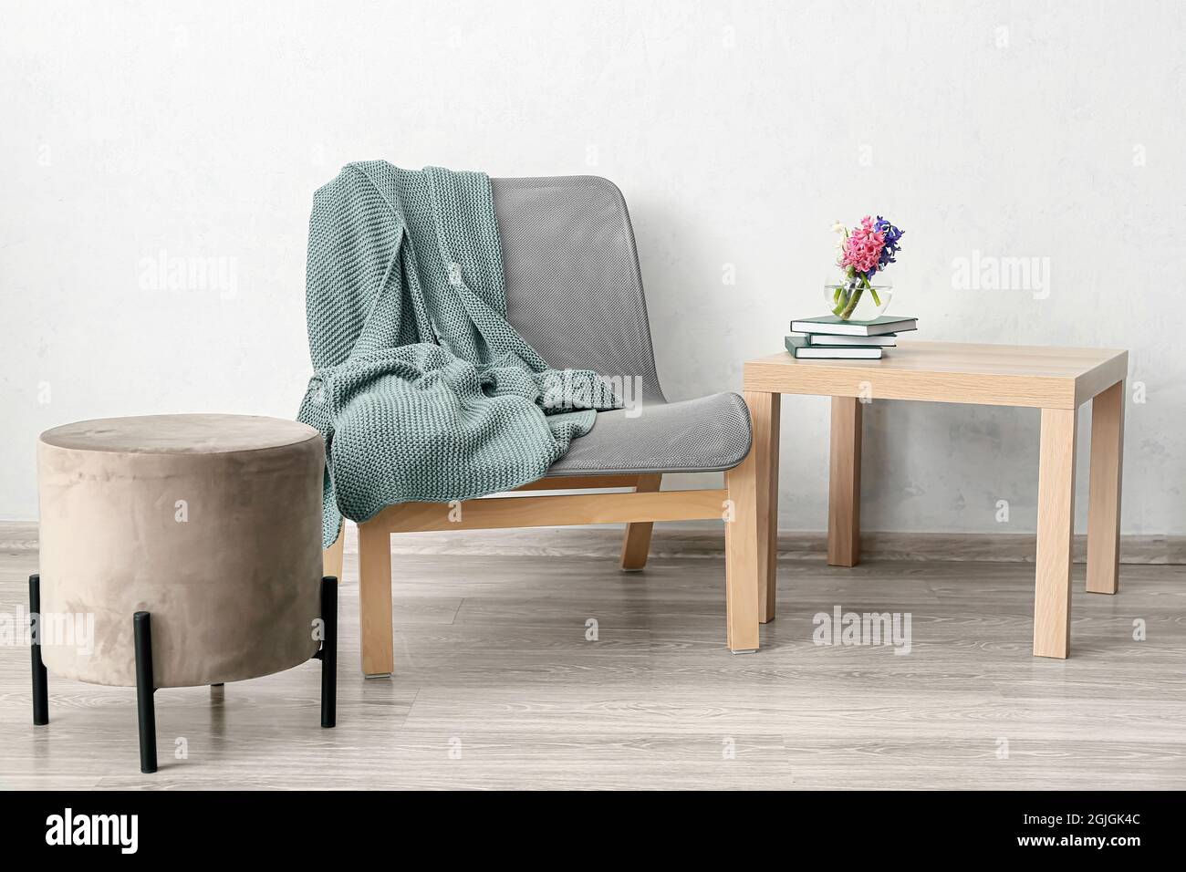 Interior of stylish living room Stock Photo - Alamy