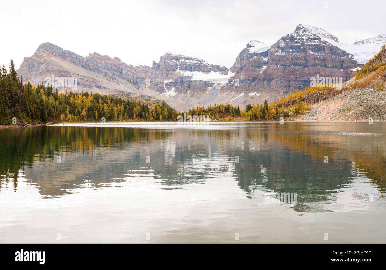 Beautiful autumn season in Canadian mountains. Fall background Stock ...