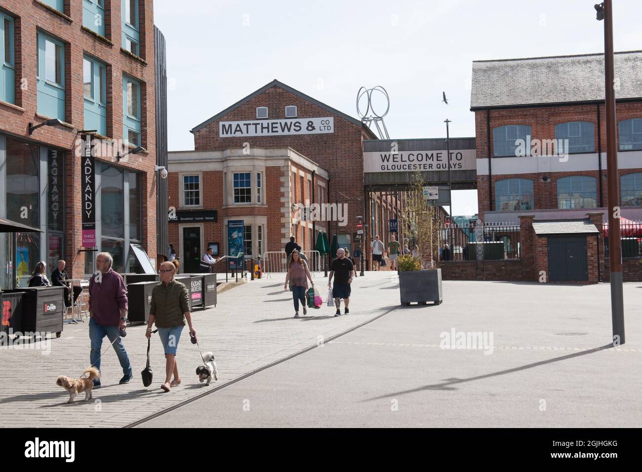 Retail outlets at Gloucester Quay in the UK Stock Photo Alamy