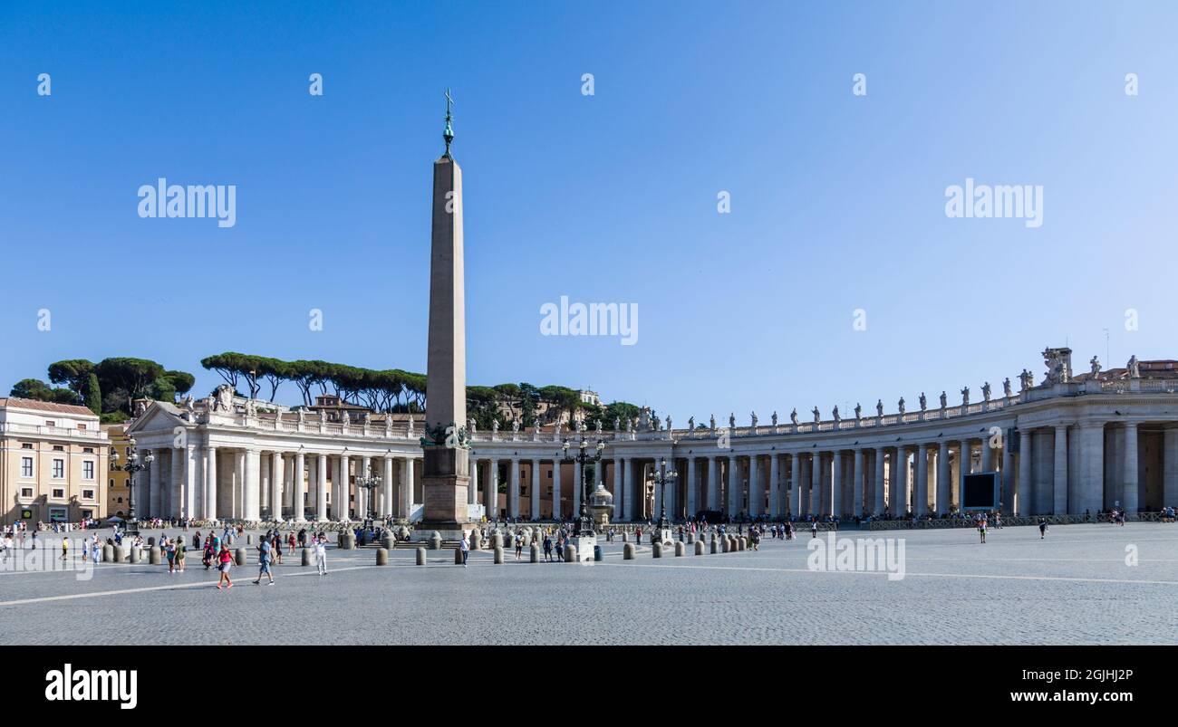 St Peters Square, the Vatican, Rome, Italy Stock Photo