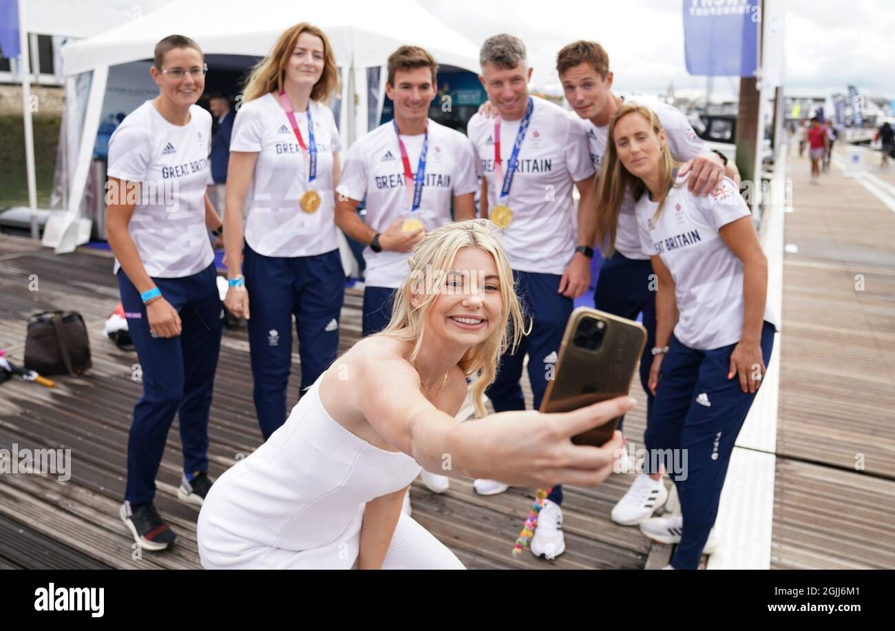 Charlotte dobson and dylan fletcher hi-res stock photography and images ...