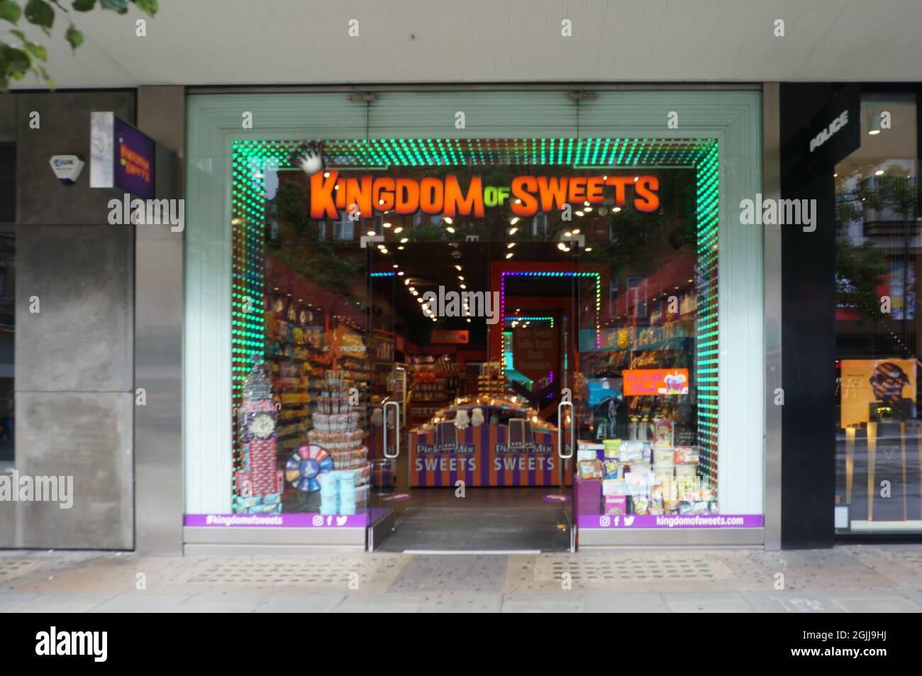 Kingdom of Sweets selling more U.S. sweets than UK sweets at Oxford