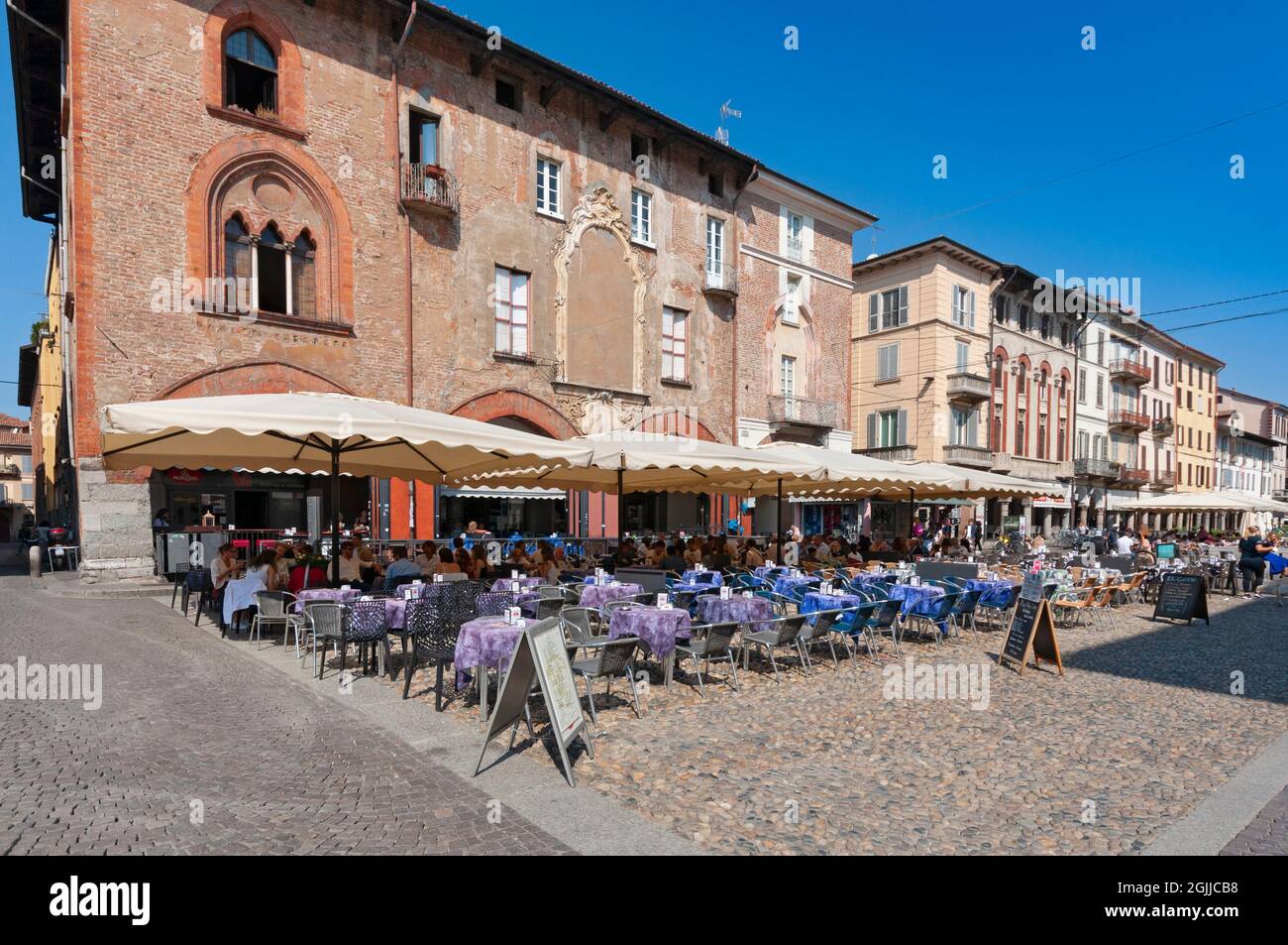 Italy, Lombardy, Pavia, Piazza della Vittoria Square, Restaurant Stock Photo