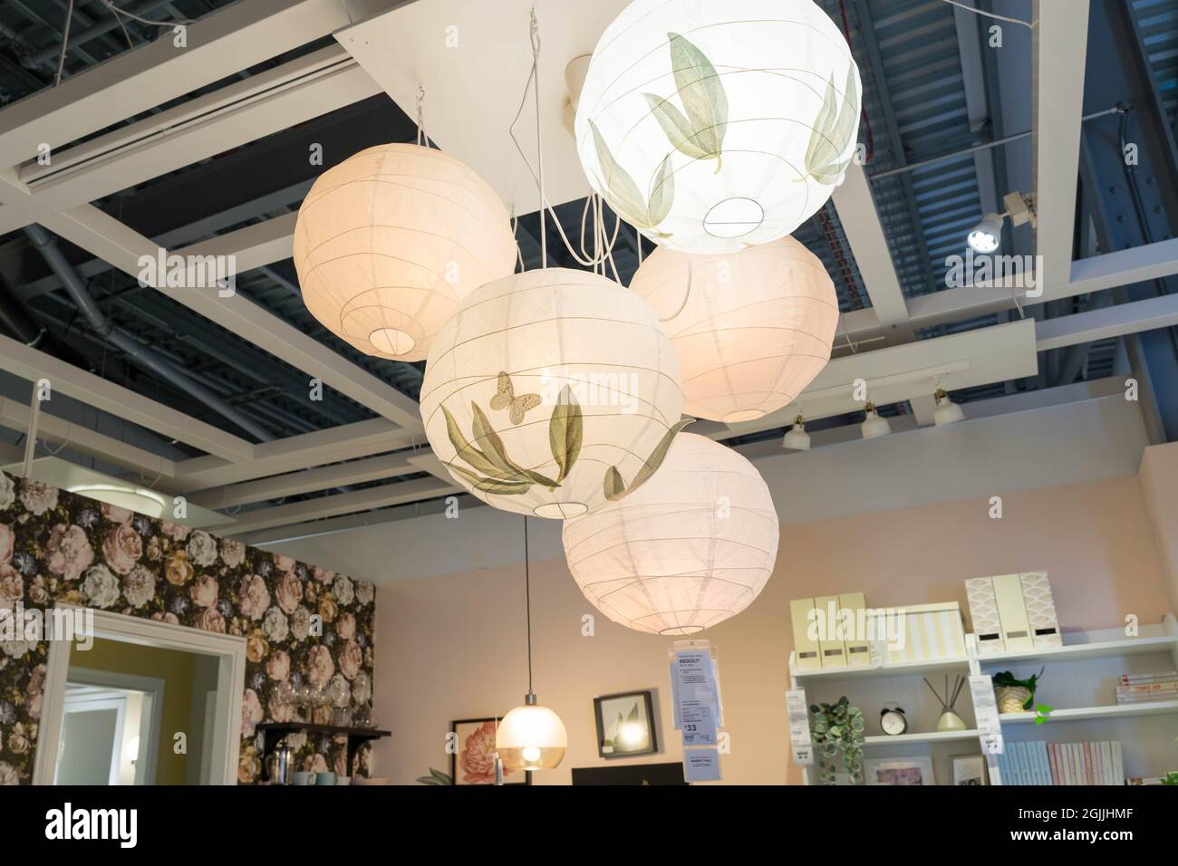 interior design. multiple paper lantern Pendant lamp shade for ceiling  lightings Stock Photo - Alamy