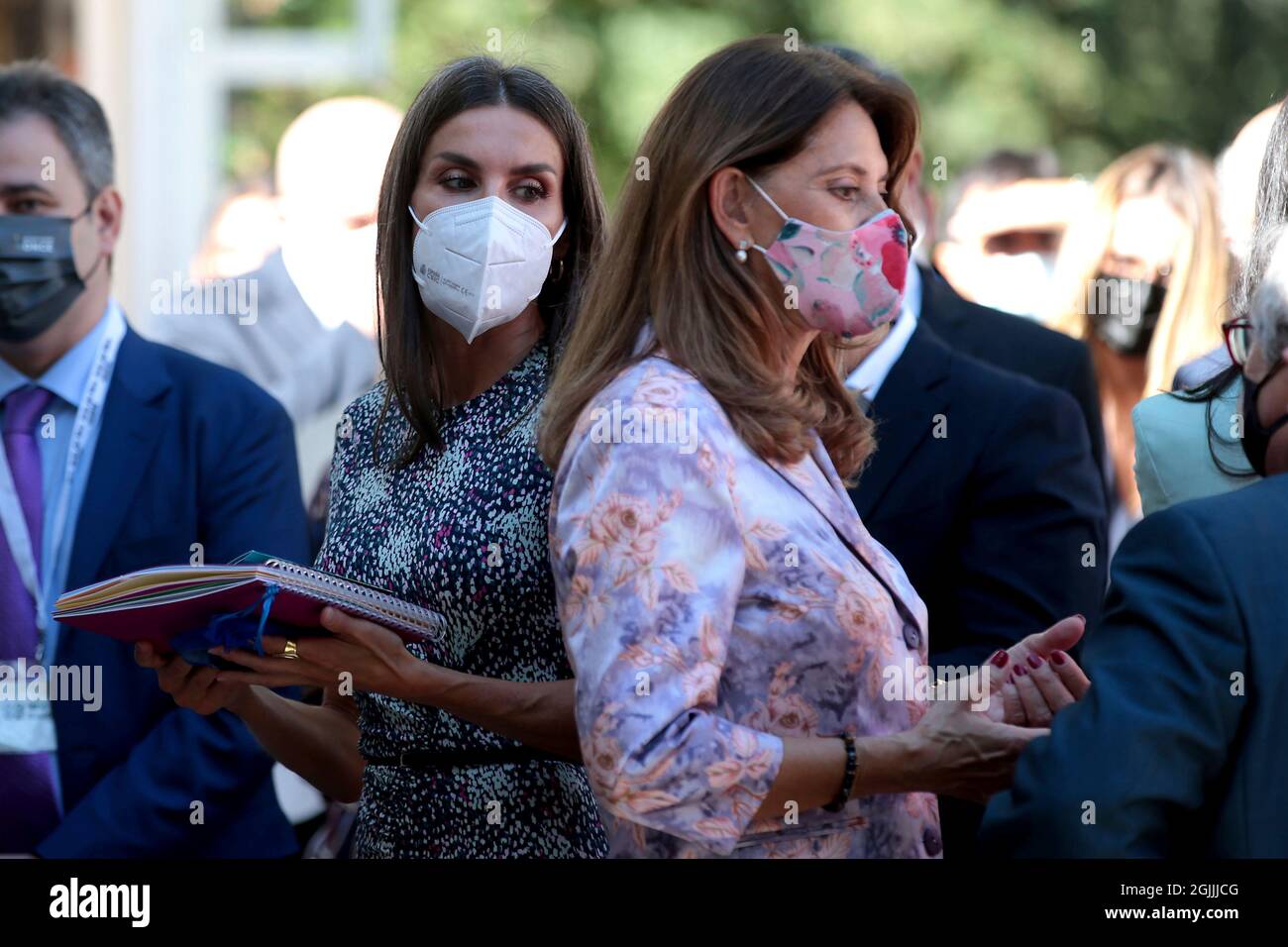 Madrid, Spain; 10.09.2021.- Queen Letizia (L) with Vice President of Colombia, Marta Lucía Ramírez (R). Queen Letizia inaugurates the Madrid Book Fair, which in this 80th edition has Colombia as the guest of honor. Reina Letizia debuts a dress with a fantasy micro-print by the German firm Hugo Boss, combined with fuchsia undercut shoes by Carolina Herrera and jewelry, she has opted for yellow gold earrings and for Karen Hallam's ring Photo: Juan Carlos Rojas/Picture Alliance Credit: dpa picture alliance/Alamy Live News Stock Photo