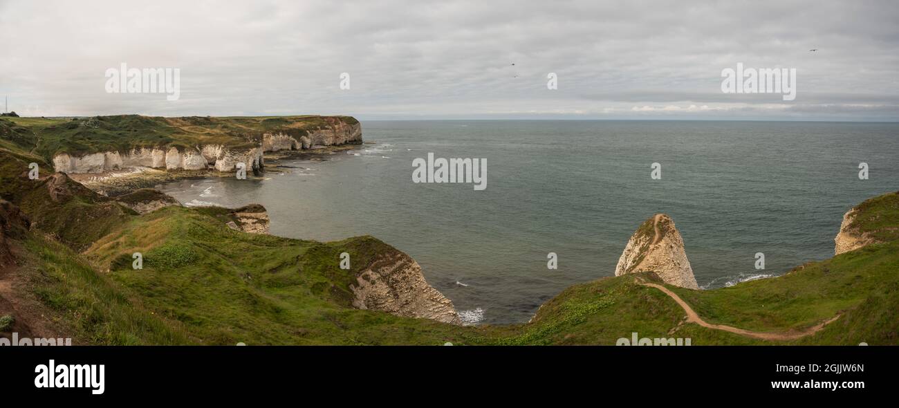 The chalk cliffs of Flamborugh Head in East Yorkshire, UK Stock Photo