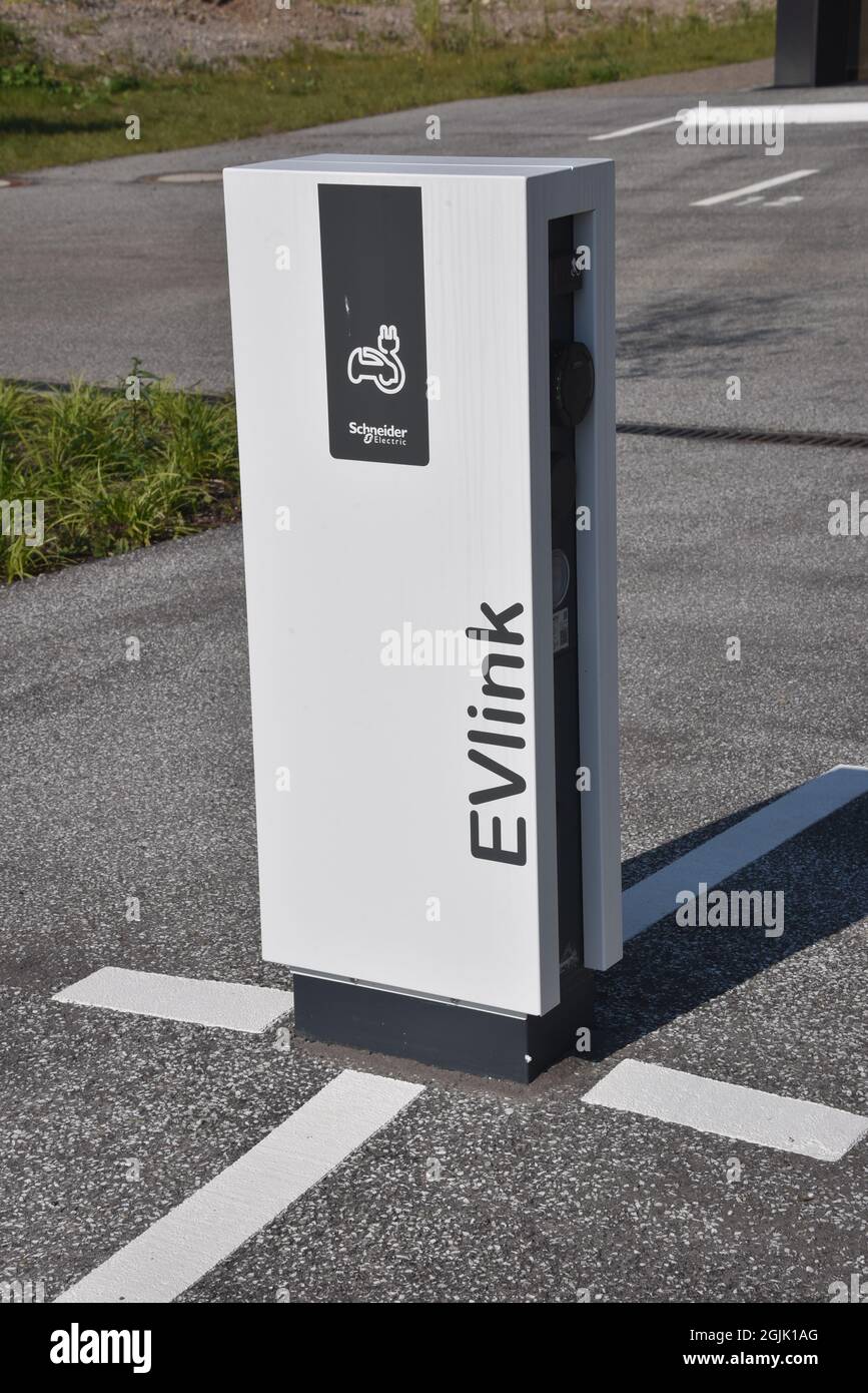 Cologne, Germany. 05th Sep, 2021. An electric charging station wallbox from  Schneider Electric Germany. EVlink charging management in a parking lot  Credit: Horst Galuschka/dpa/Alamy Live News Stock Photo - Alamy