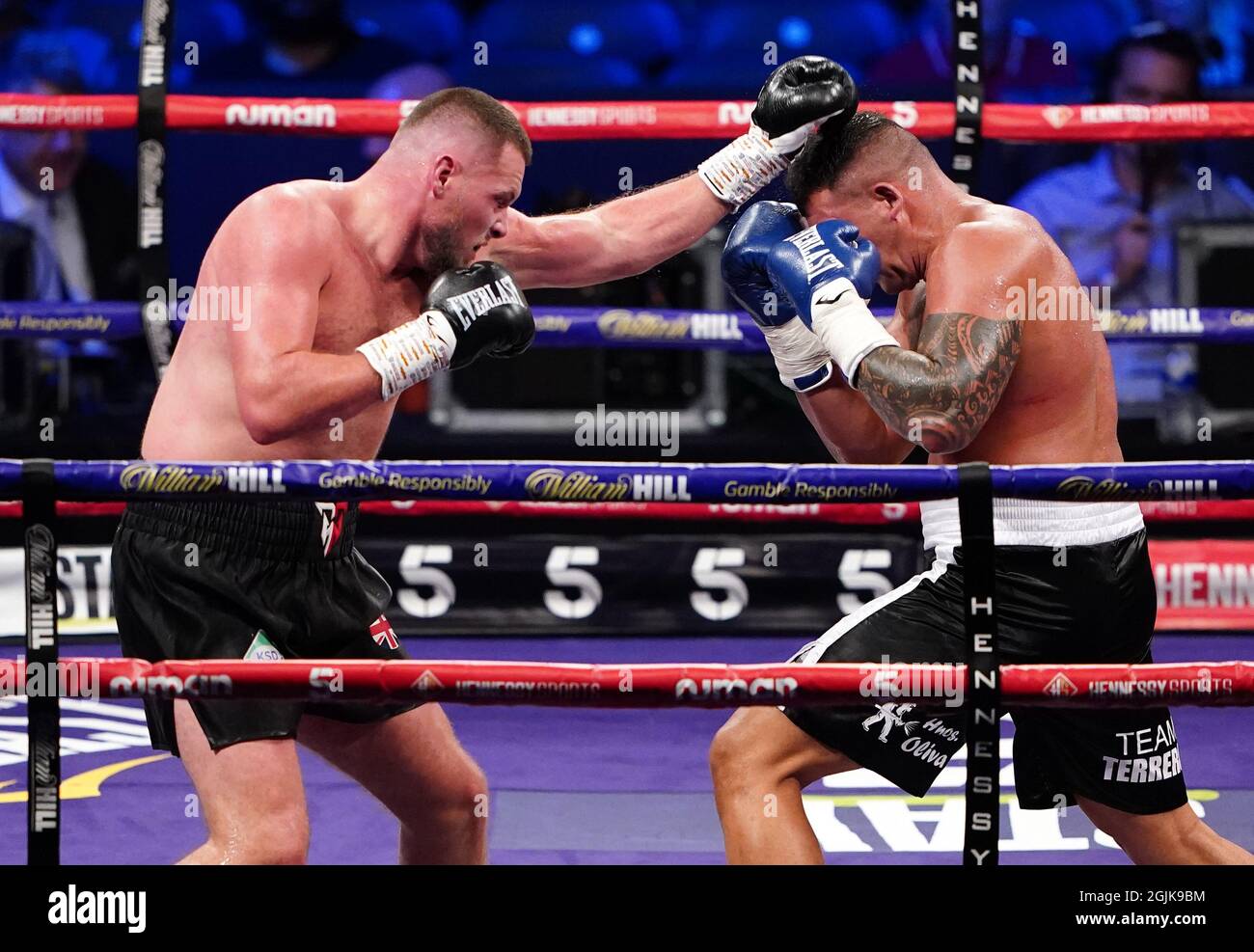 Tommy Welch (left) in action against Alvaro Terrero during the boxing event at the Coventry Skydome Arena. Picture date: Friday September 10, 2021. Stock Photo