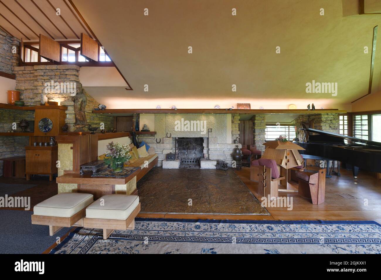 Spring Green, Wisconsin, USA. 29th Aug, 2021. The living room at Taliesin, Frank Lloyd Wright's