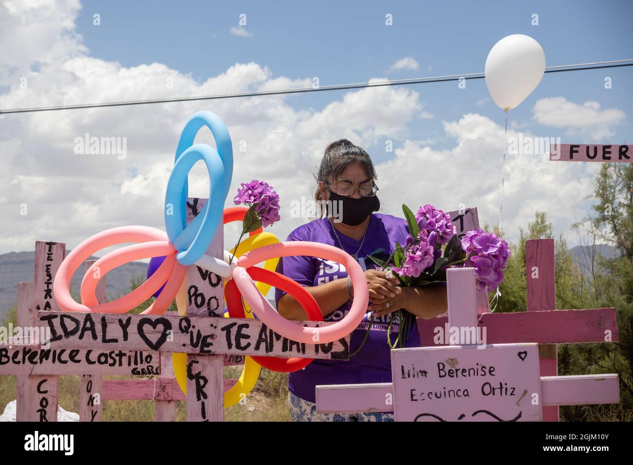 Mothers and relatives of missing persons gathered in the Navajo Creek ...