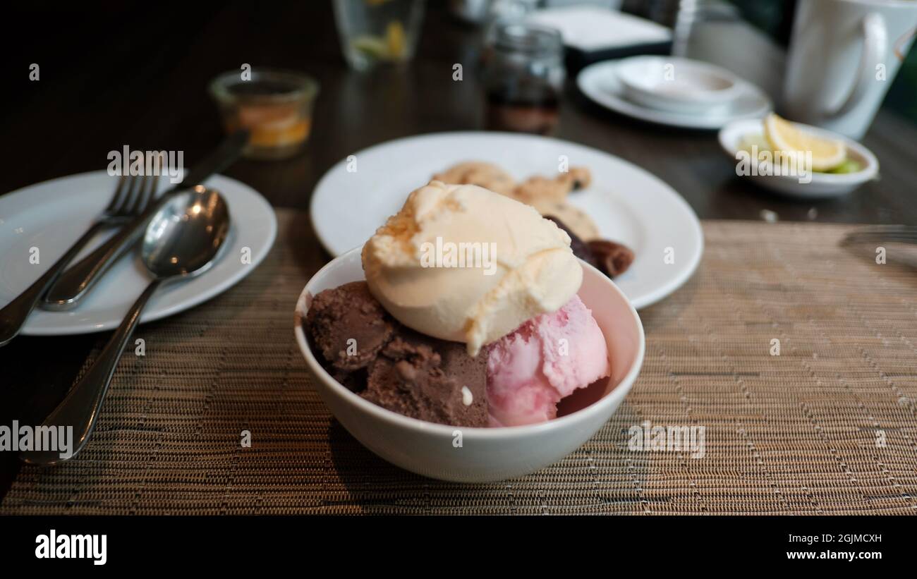 Ice Cream and Cookies for Desert Stock Photo Alamy