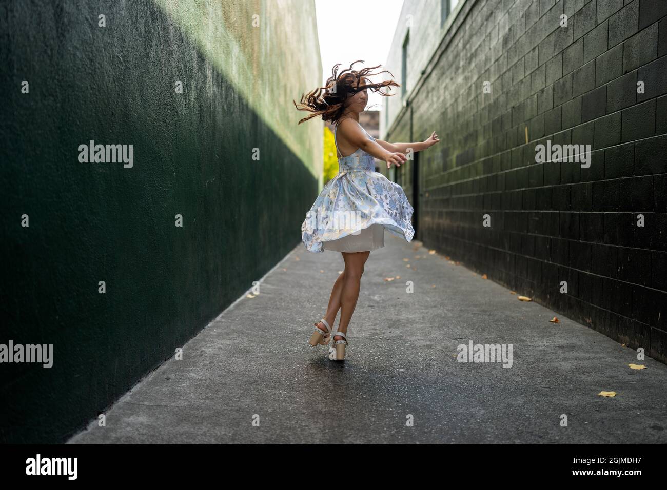 Asian girl dancing hi-res stock photography and images - Alamy