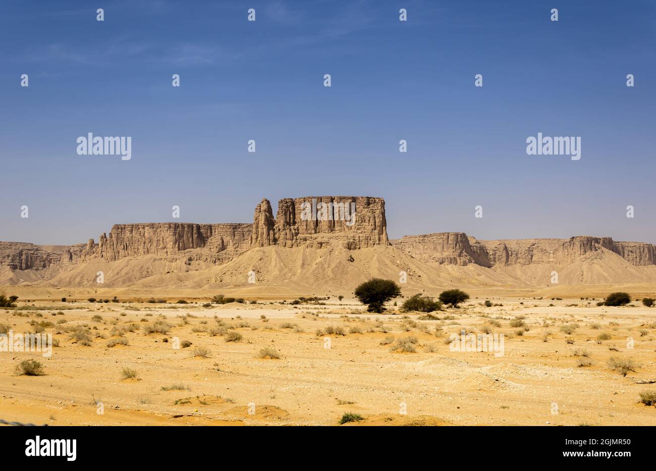 Sandstone formations of Jabal Tuwaiq near Riyadh, Saudi Arabia Stock Photo