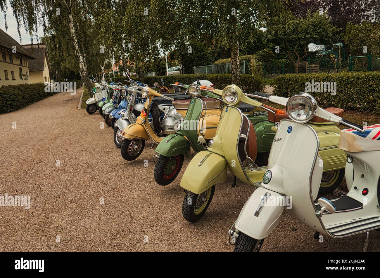 vespa an old motorcycle. from the sixties. Cult and and beautiful to look at. Lovers veranstallten often meet and gemeinsamme rides Stock Photo