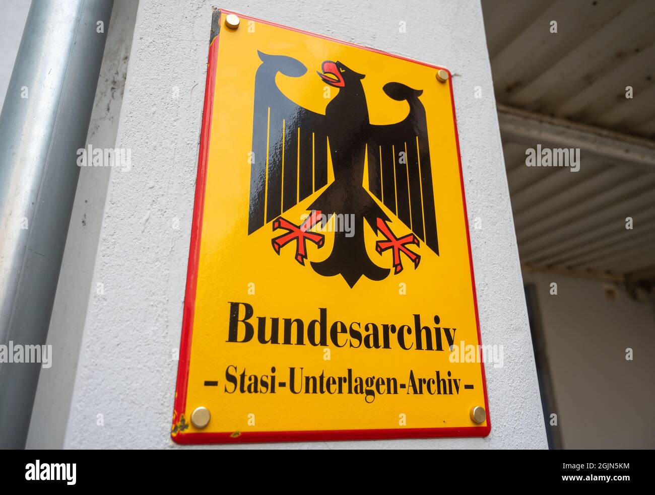 Berlin, Germany. 11th Sep, 2021. During the Open Monument Day at the Stasi headquarters, a sign with the inscription ''Bundesarchiv - Stasi-Unterlagen-Archiv'' hangs at an entrance. Credit: Christophe Gateau/dpa/Alamy Live News Stock Photo