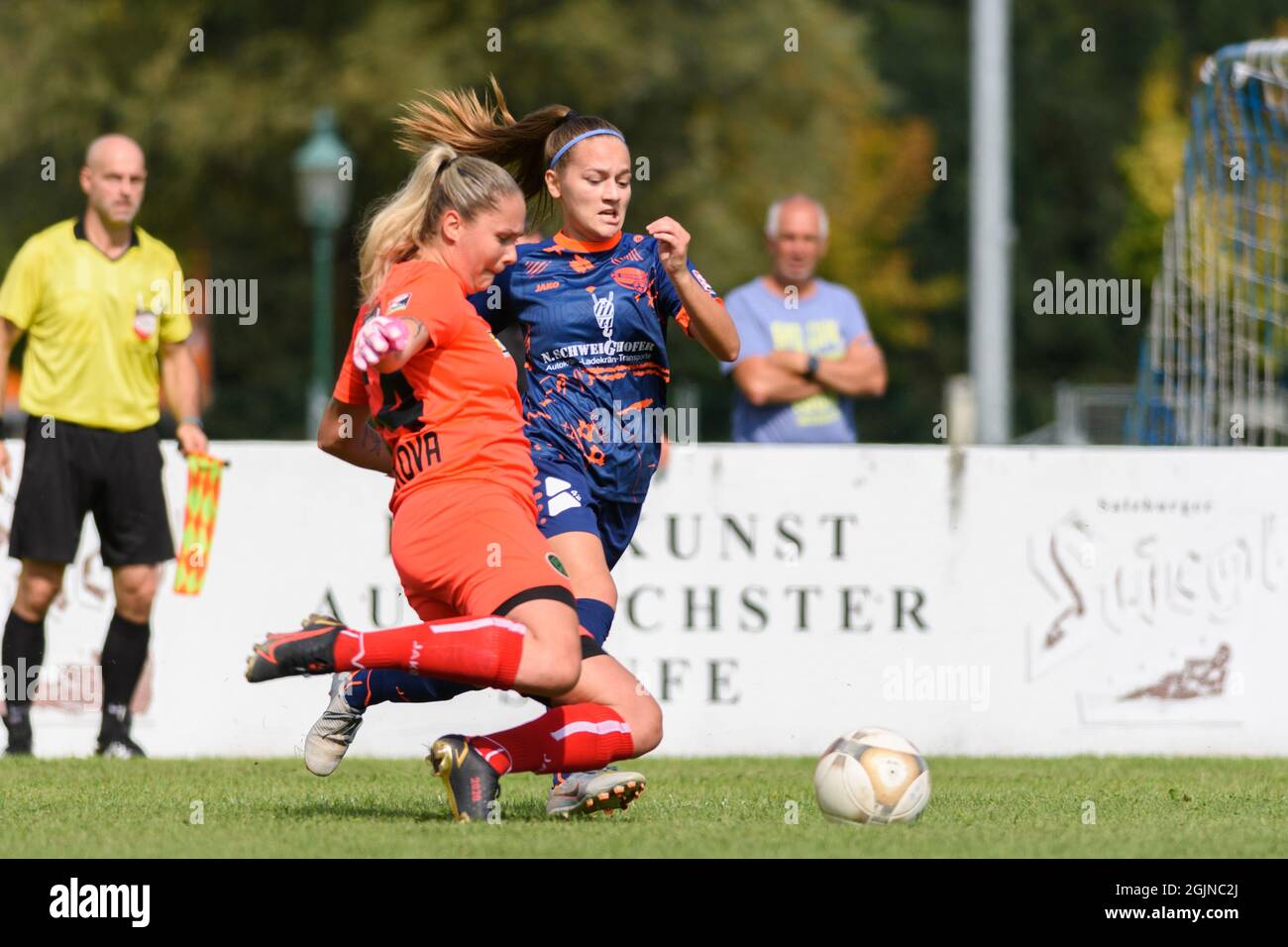 Bergheim, Austria. 11th Sep, 2021. Patricia Chladekova (34 Wacker  Innsbruck) and Vina Crnoja (17 FC Bergheim) during the Planet Pure Frauen  Bundesliga match between FC Bergheim and Wacker Innsbruck at FC Bergheim