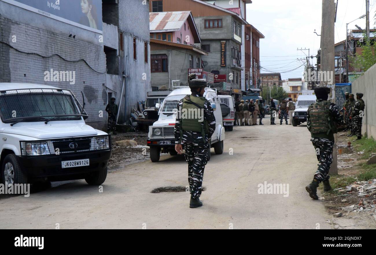 Srinagar India 10th Sep 21 Indian Paramilitary Soldiers Patrol Near The Site Of A Grenade Attack At A Market In Srinagar Kashmir On Friday September 10 21 At Least One Pedestrian And