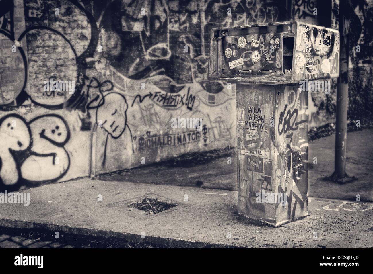 Ghost town gas station hires stock photography and images Alamy