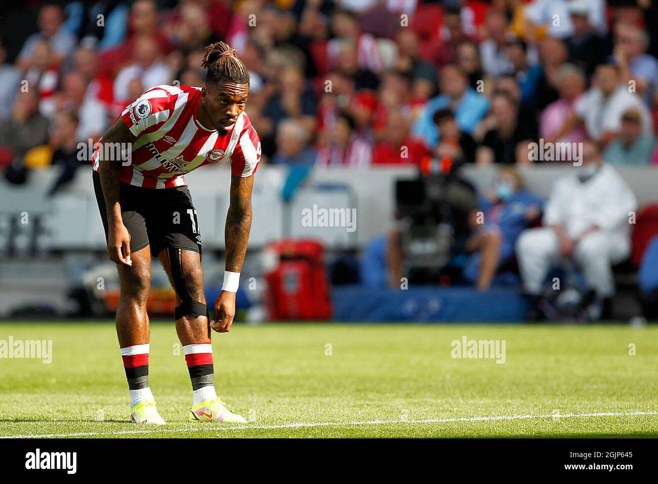 London, UK. 11th Sep, 2021. during the Premier League match between Brentford and Brighton and Hove Albion at Brentford Community Stadium, London, England on 11 September 2021. Photo by Carlton Myrie. Editorial use only, license required for commercial use. No use in betting, games or a single club/league/player publications. Credit: UK Sports Pics Ltd/Alamy Live News Stock Photo