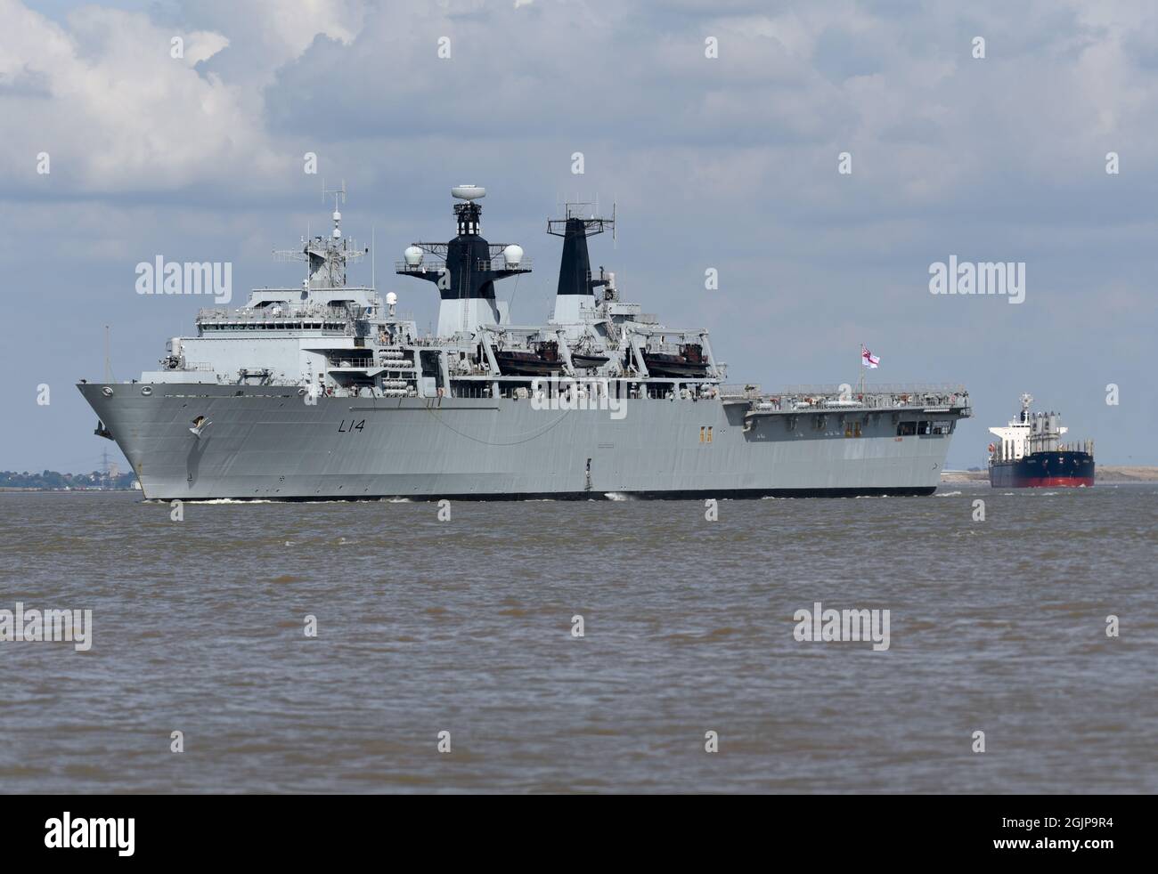 11/09/2021 River Thames Gravesend HMS Albion (L14) is an Albion class multi-role ship of the Royal Navy. She is tasked as an amphibious assault, trans Stock Photo