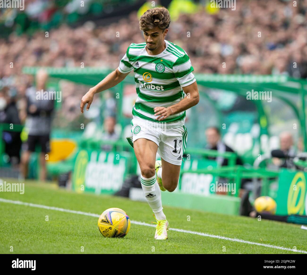 Jota celtic hi-res stock photography and images - Alamy