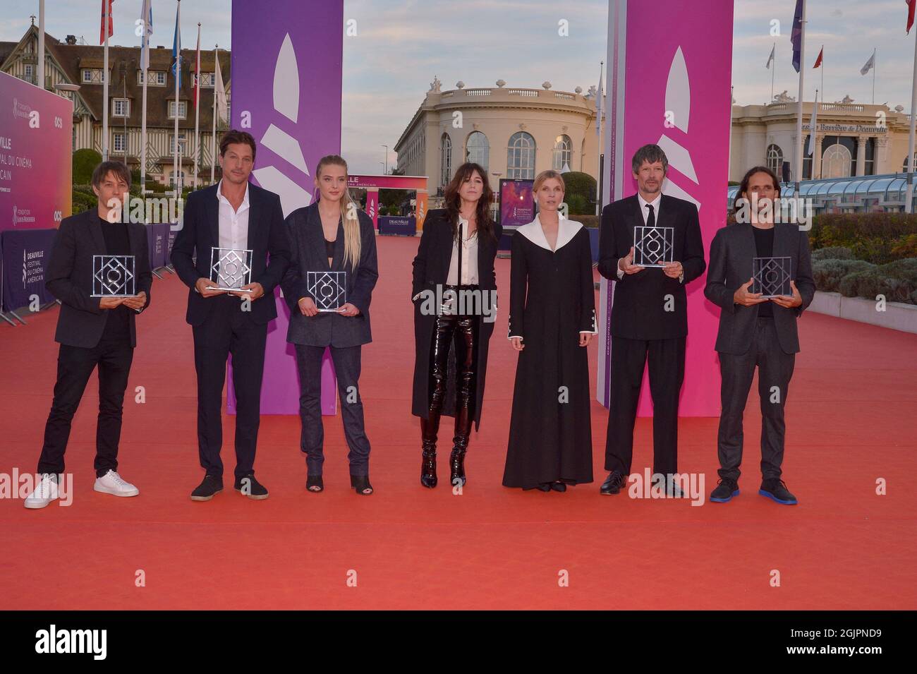 Sean Baker, Simon Rex, Sofia Kappel, Charlotte Gainsbourg, Clemence