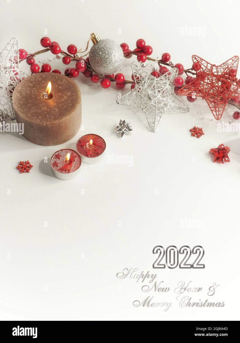 2022 Seaasons Greetings Merry Christmas Bullion Merry Christmas And Happy New Year 2022 Greeting Card Stock Photo - Alamy