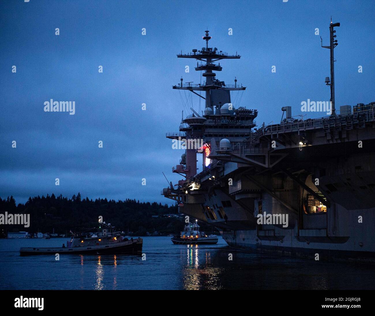 NAVAL BASE KITSAPBREMERTON, Wash. (Sept. 10, 2021)—Tugboats assigned