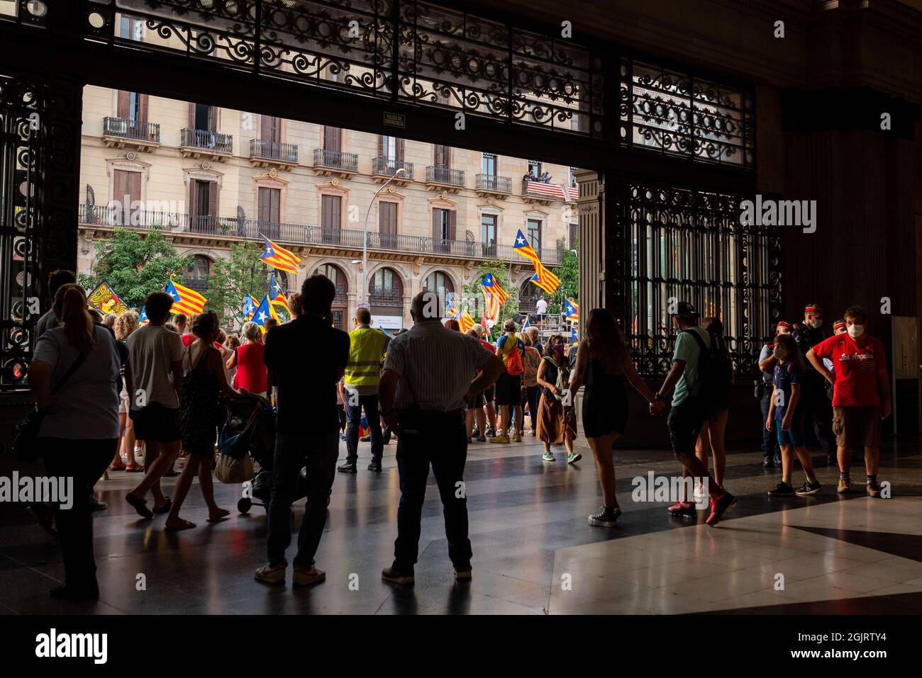 Esp. 11th Sep, 2021. People is seen inside Barcelona França railway station the during the celebrations and marches hold for the catalan holiday known as 'Diada' in Barcelona, Spain on September 11, 2021. Pro independence and catalan separatists parties such as ANC called for people to take the street in the first major concentration since the covid pandemic began, to remember the fall of Barcelona during the War of the Spanish Succession in 1714. (Photo by Davide Bonaldo/Sipa USA) Credit: Sipa USA/Alamy Live News Stock Photo