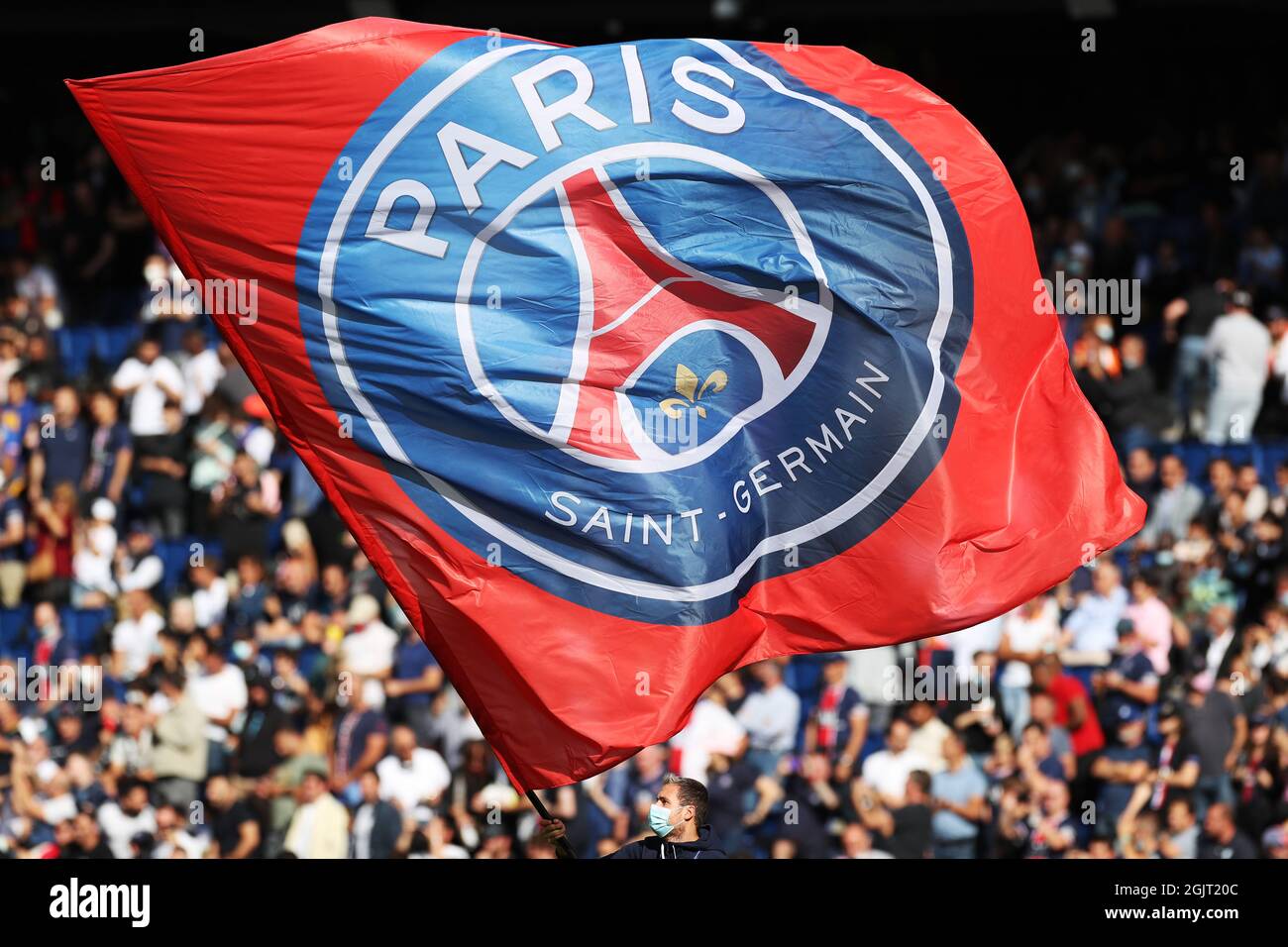 Illustration of the official flags of PSG and supporters during