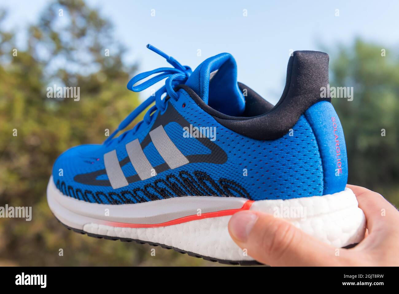 adidas runner barcelona