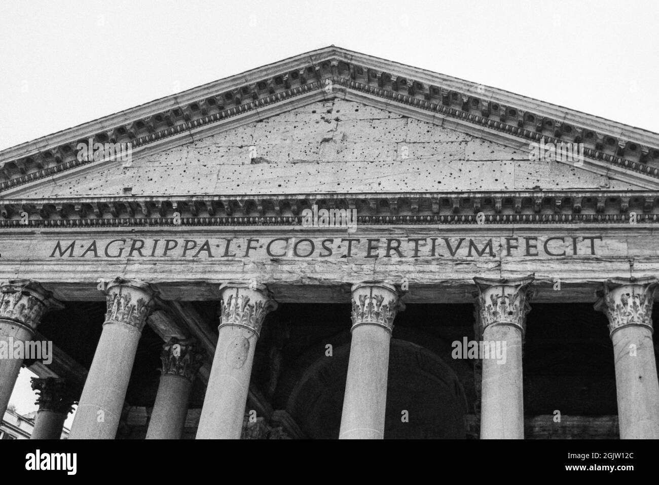 Details of the exterior of the Pantheon building in Rome, shot with analogue film technique Stock Photo