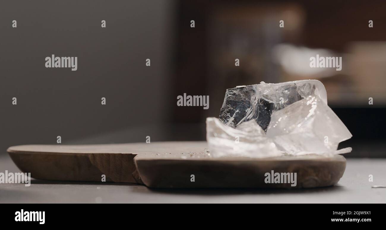 Wide ice block hi-res stock photography and images - Alamy