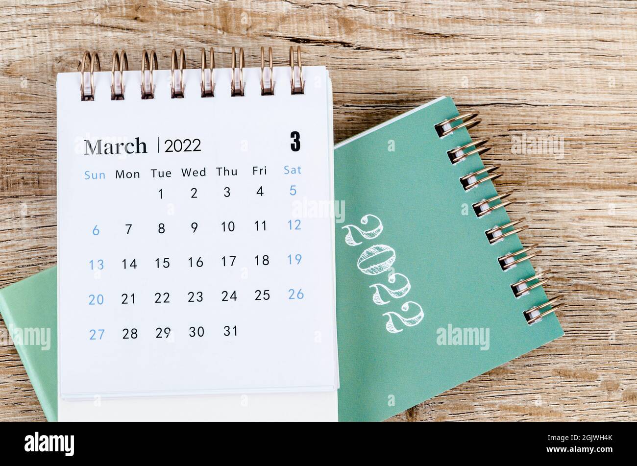 March 2022 Desktop Calendar March 2022 Desk Calendar On Wooden Table Stock Photo - Alamy