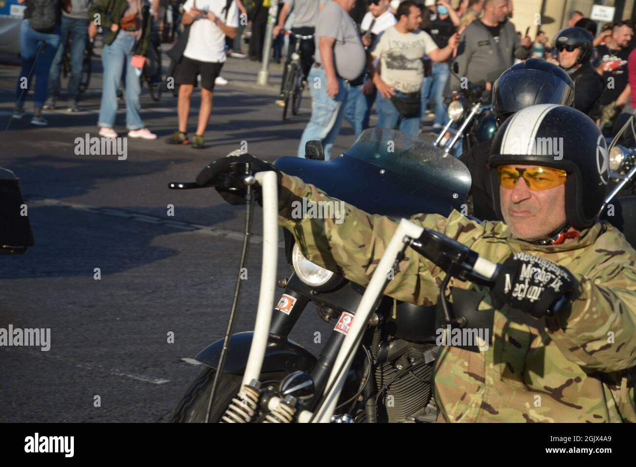 Harley davidson gang hells angels hi-res stock photography Harley davidson gang hells angels hi-res stock photography