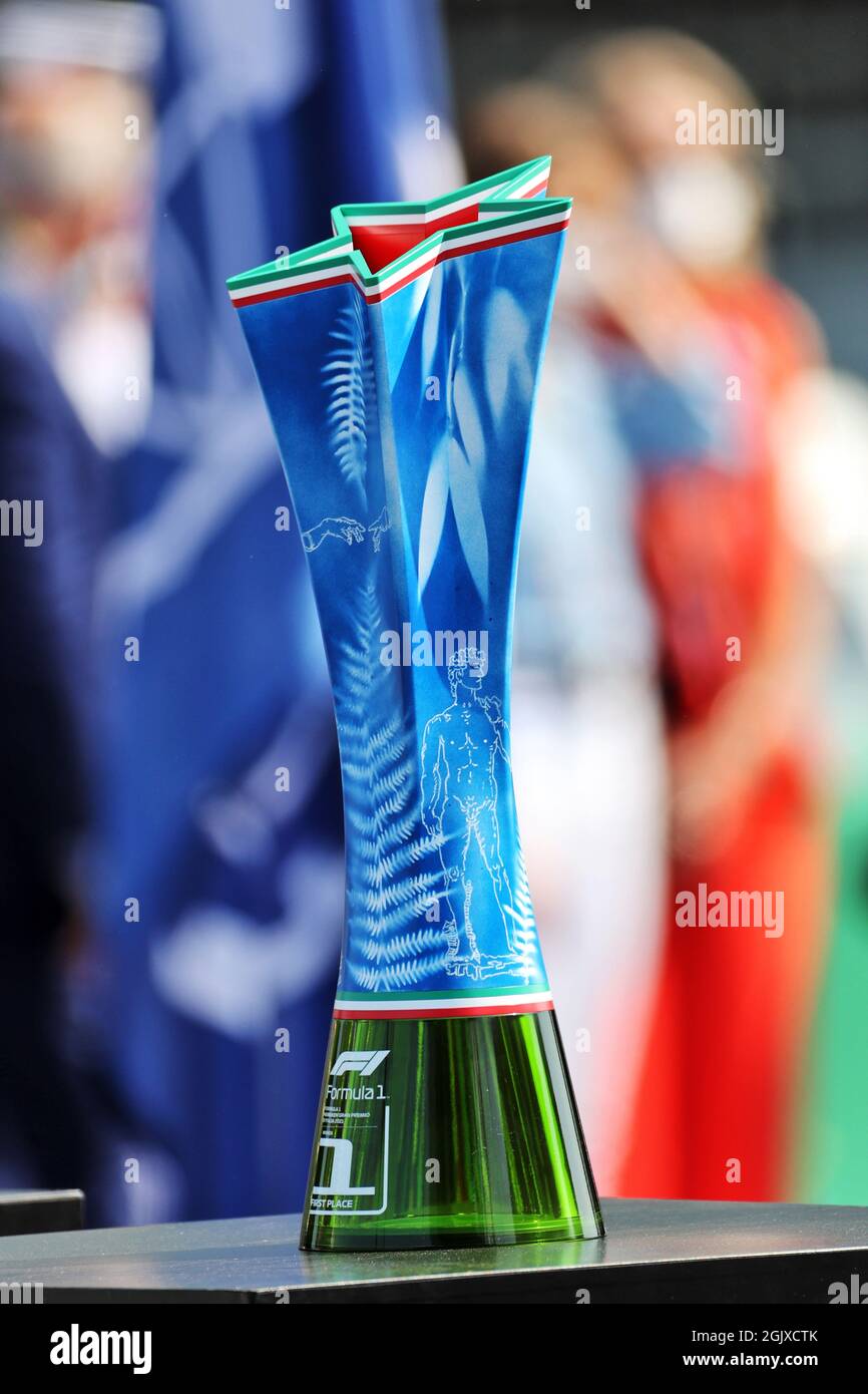 Winner's trophy on the grid. 12.09.2021. Formula 1 World Championship, Rd  14, Italian Grand Prix, Monza, Italy, Race Day. Photo credit should read:  XPB/Press Association Images Stock Photo - Alamy